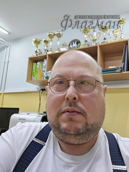 7af6fb10.ID Photo.023416